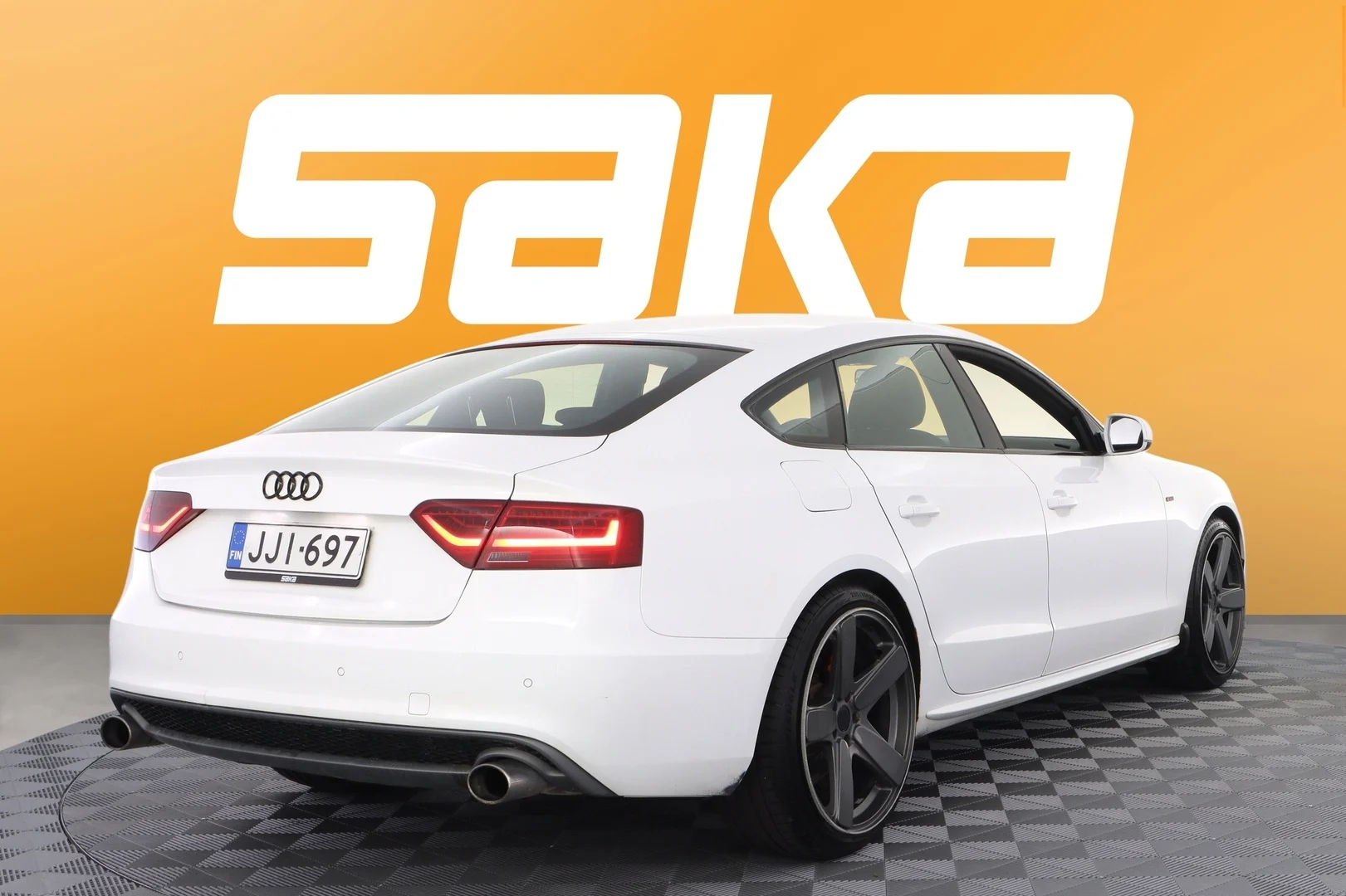 Car Image - eW6sxIuEE7wu8WdNbwc9z
