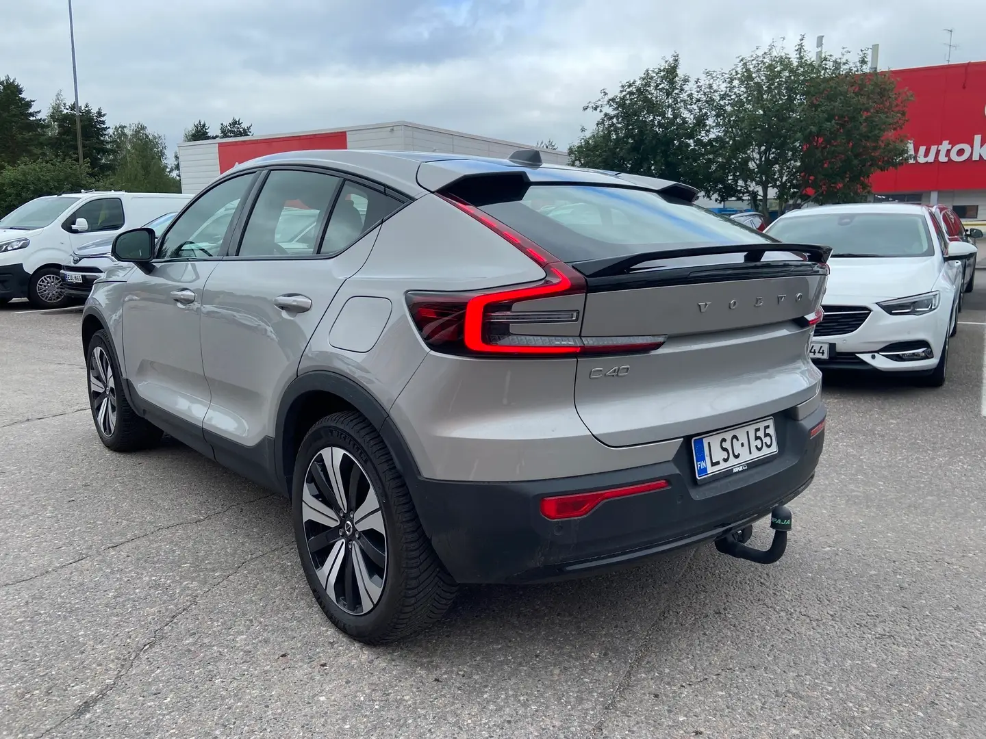 Car Image - 7vJTle0pFAzX9gCjPp3KBw