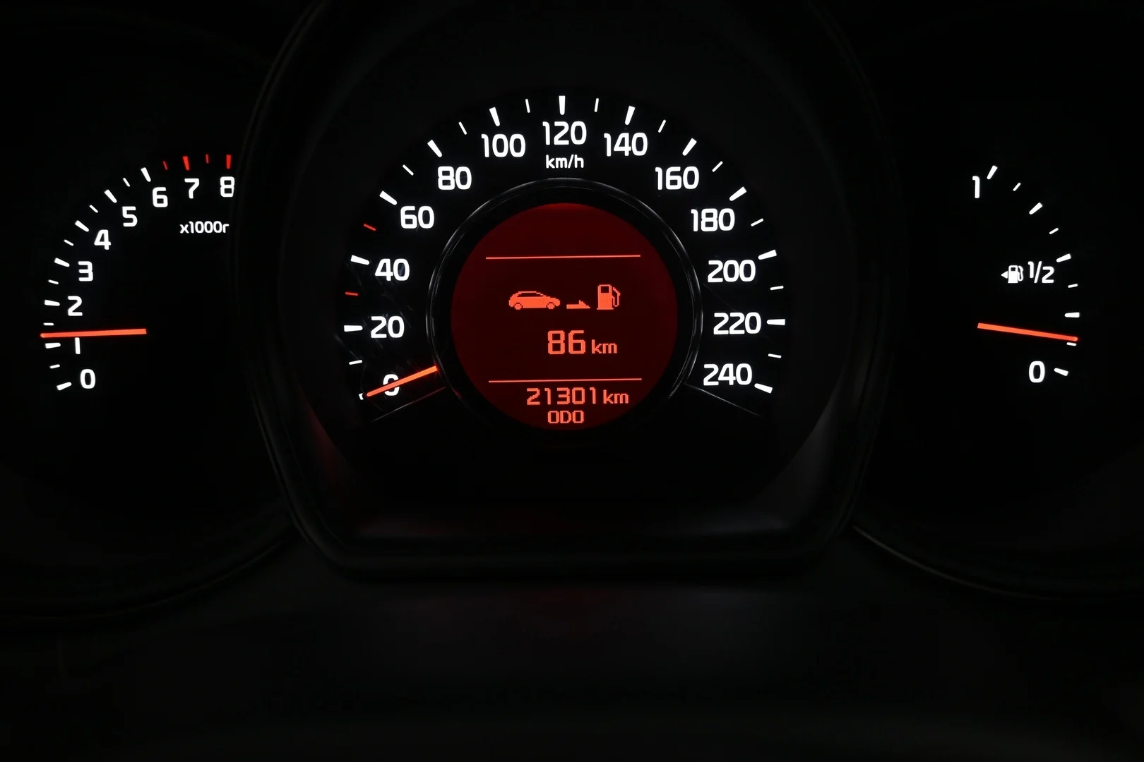 Car Image - 1sDfWO1RMkjV1MGFEvbwtx