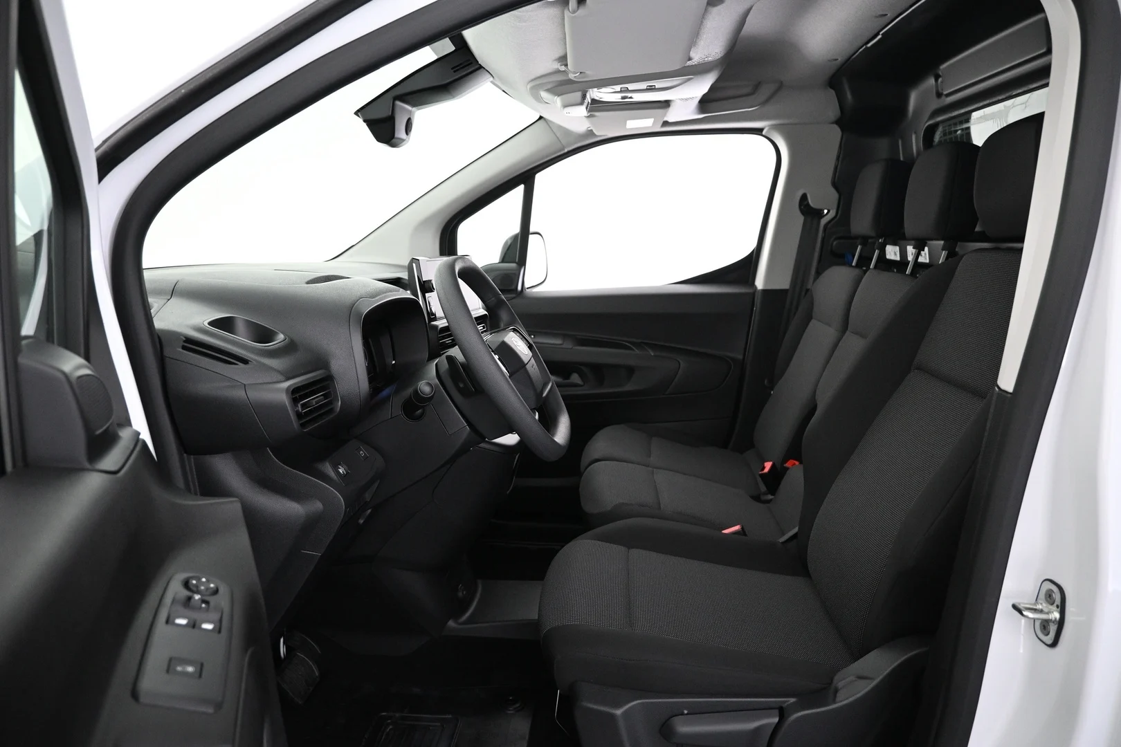 Car Image - NKX3b3G2gyGyFtiL6xFyG