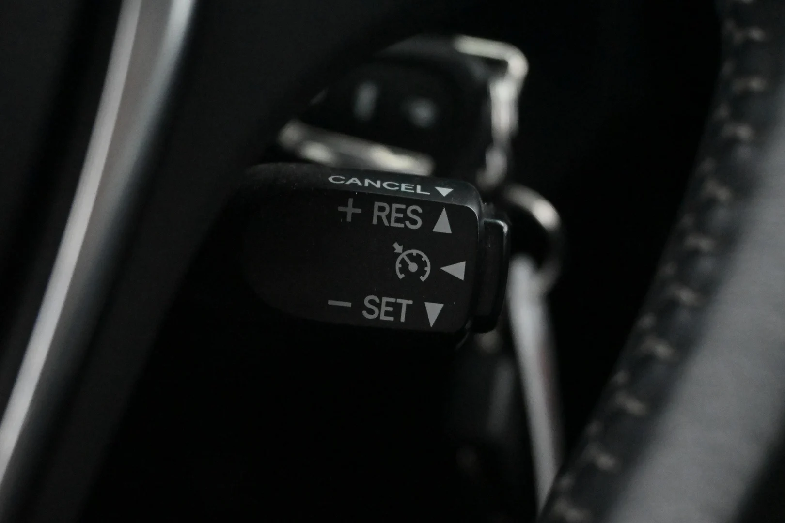 Car Image - 6FnLBNR6XSgfMiHBO61Cuh