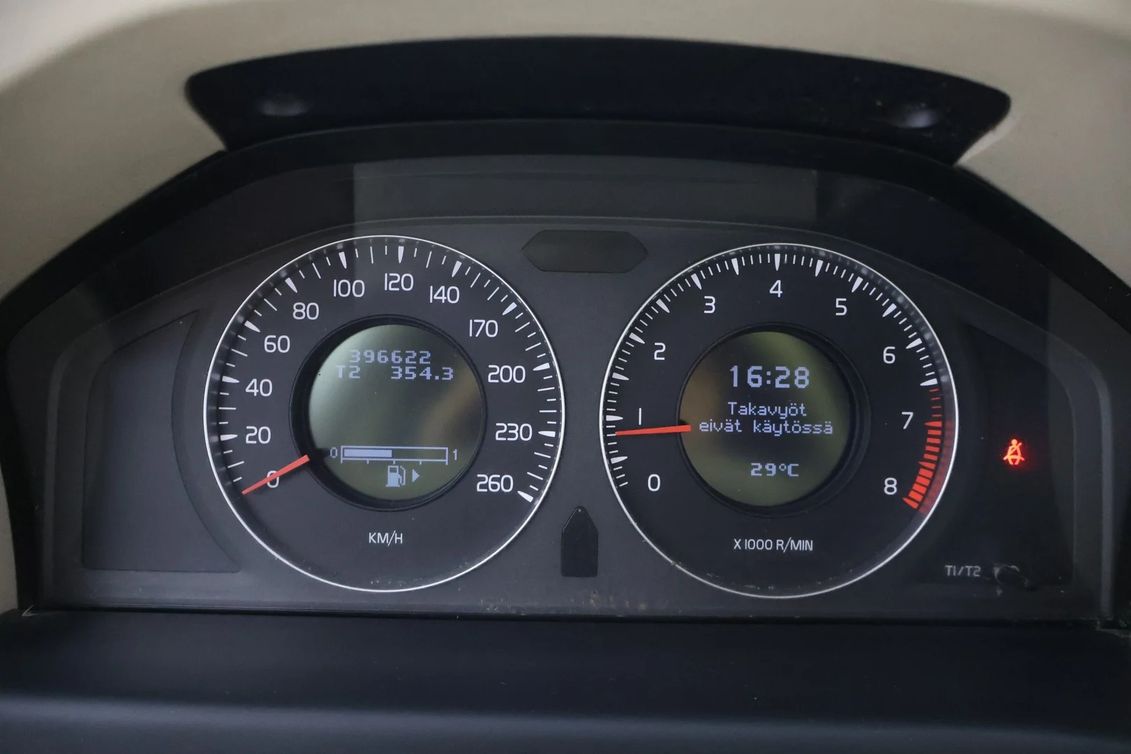Car Image - 1lI1CEur1tpb4VjwO7Jb7U