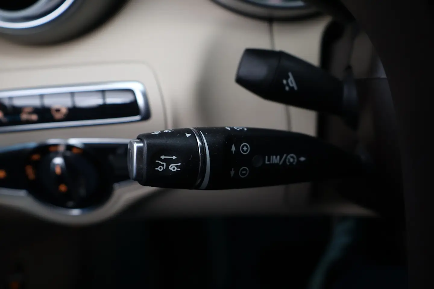 Car Image - 3zFJT5t2oHSzsKCHSpiC45