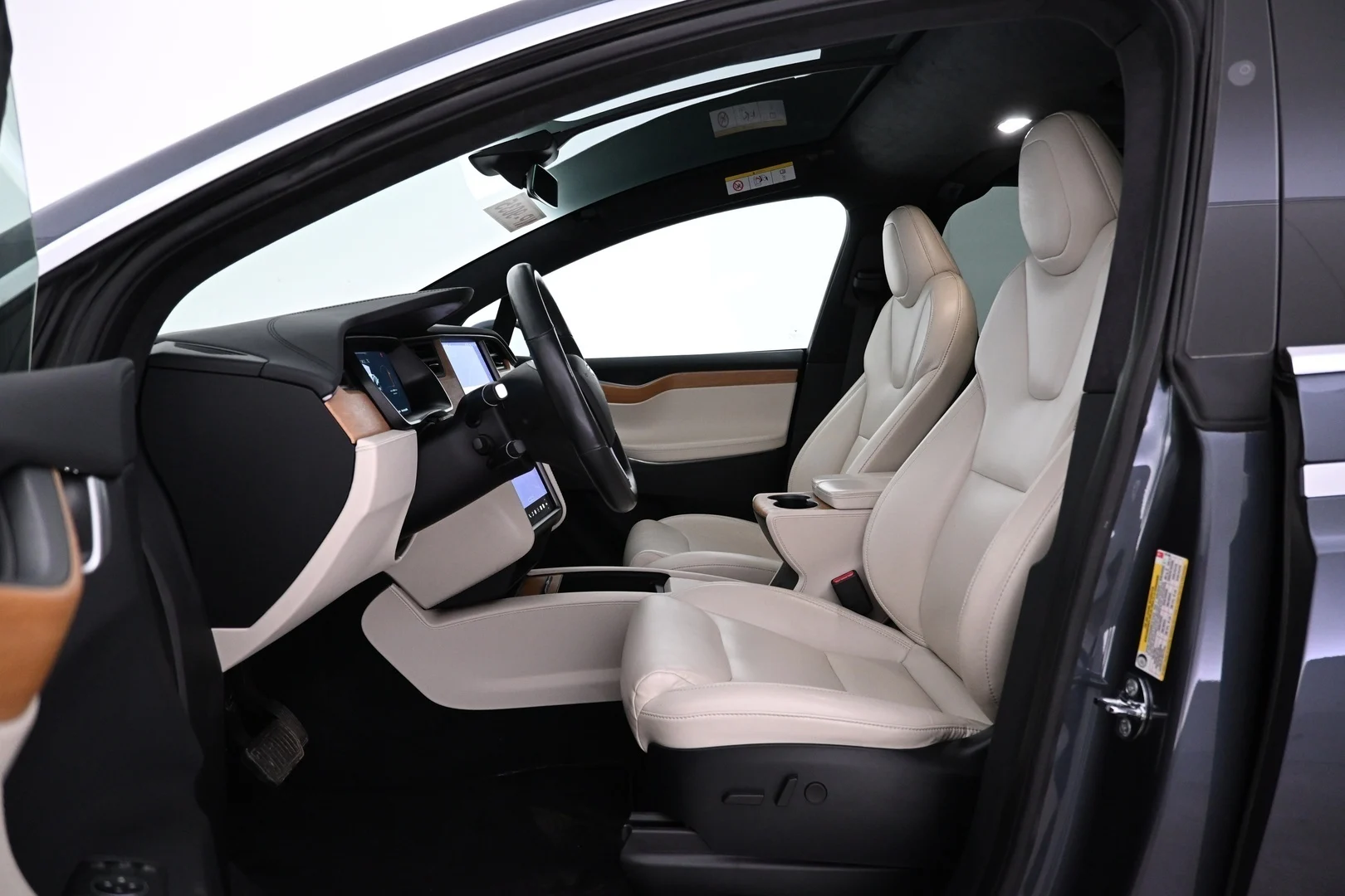Car Image - 1dO5lgdgEdCo8vQSD7i7A0