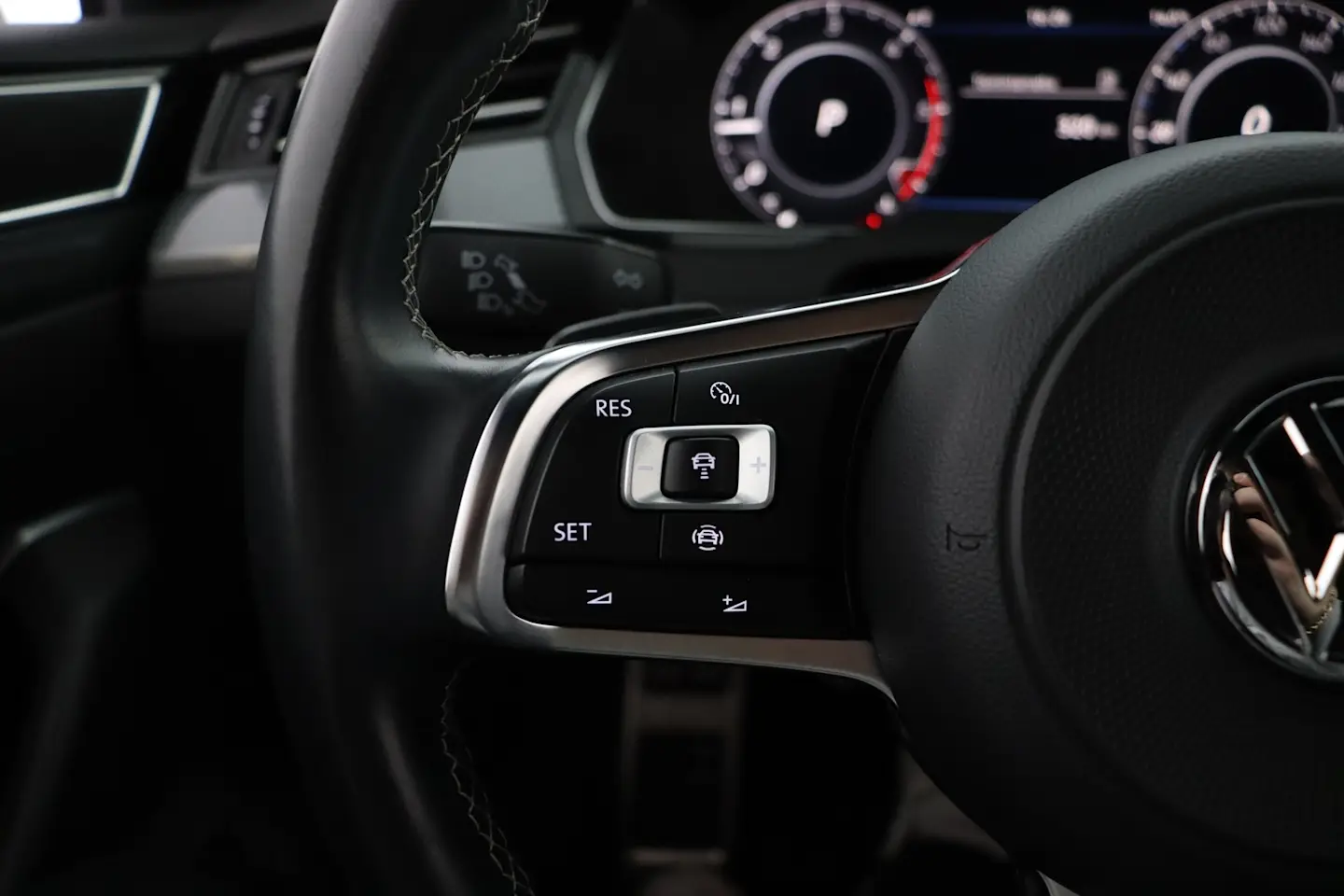 Car Image - 4LtI4wrhUChDjwI0wle9hs