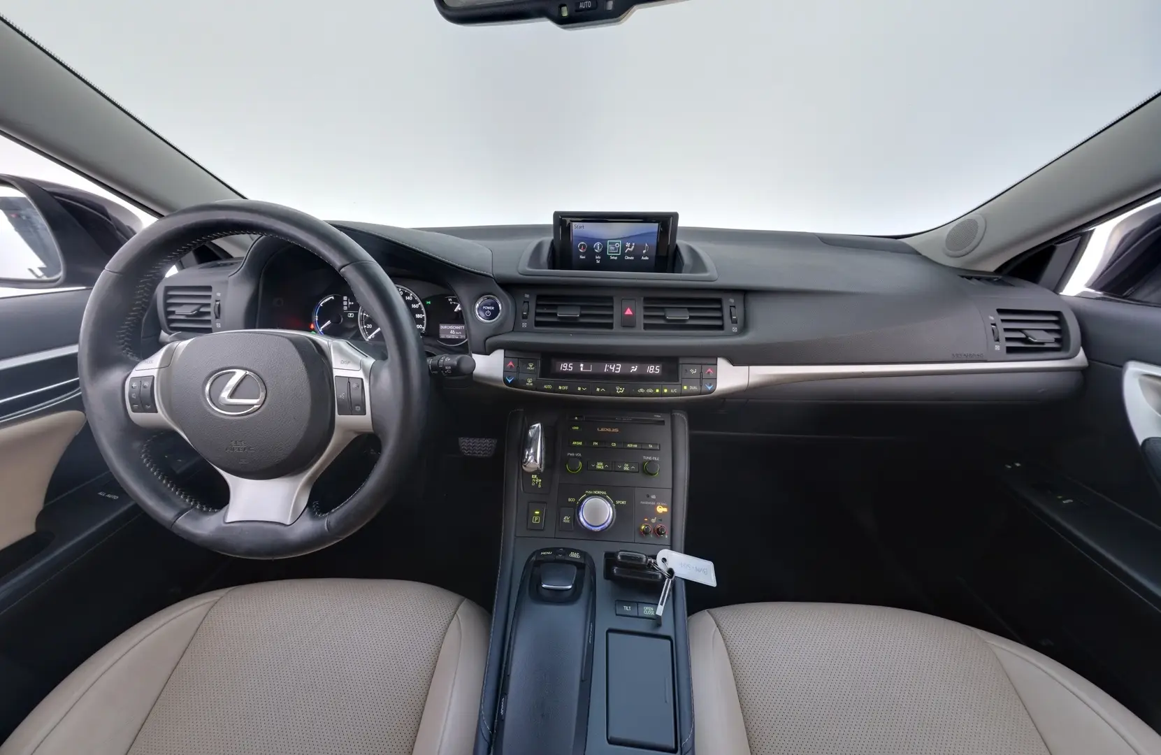 Car Image - 1UCF2guhVYGHKO4Mzm1eNm