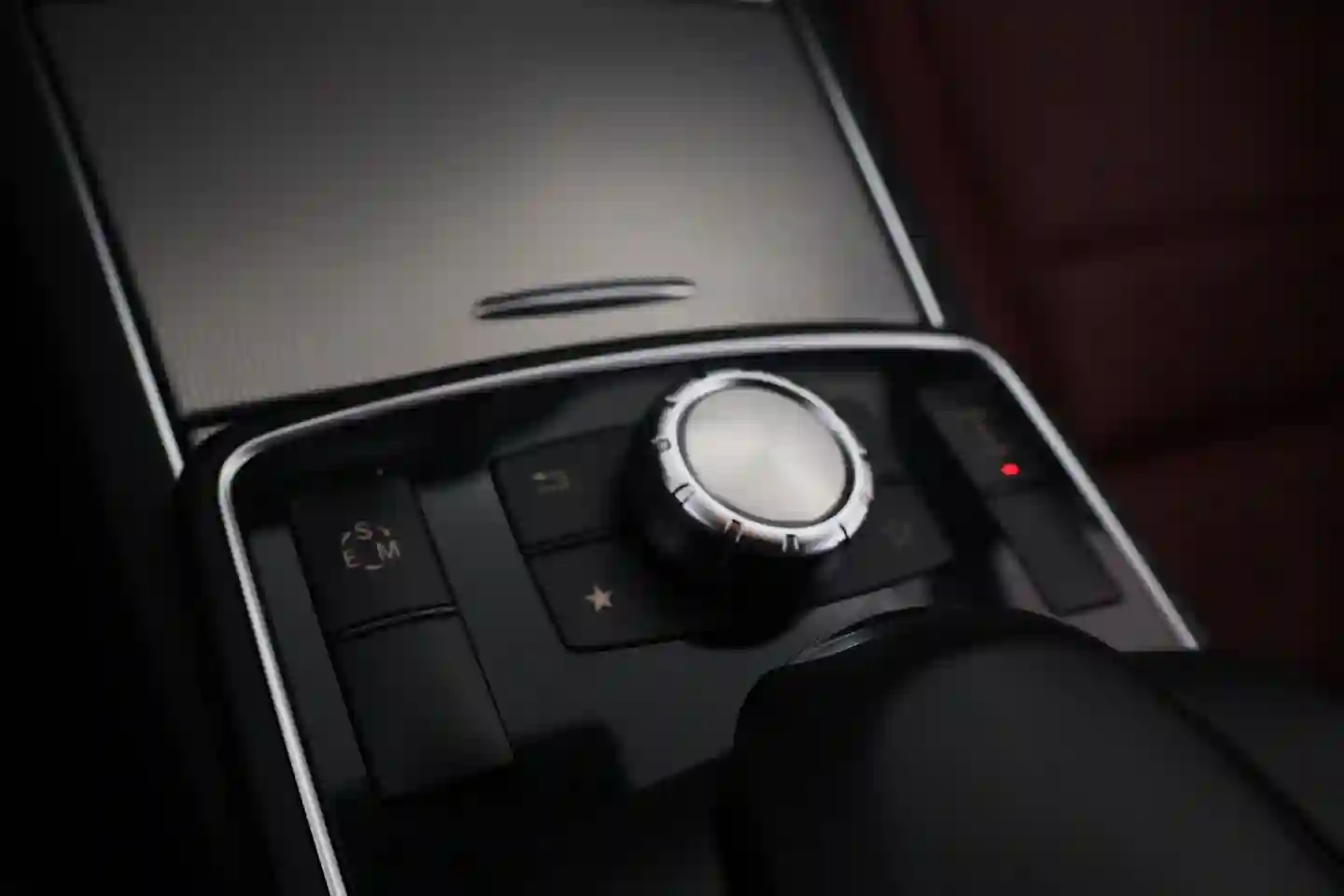 Car Image - 1SAiNoMKsbc9MGObSp0OvX