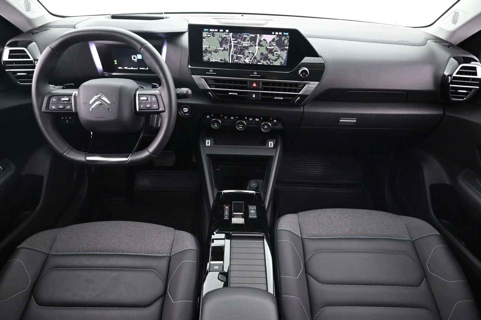 Car Image - F8gdf1eQfRfZ3XwGLguMB