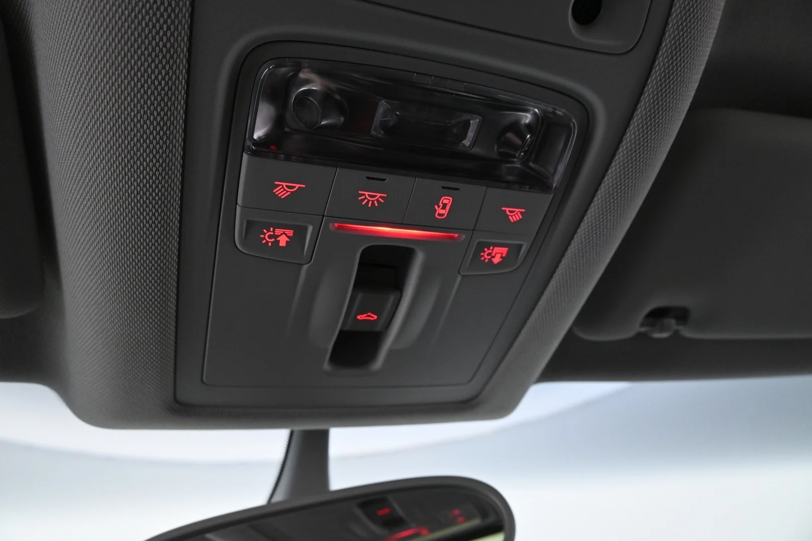 Car Image - 3yJ7OGM5kH5DaV2mzsMJQo