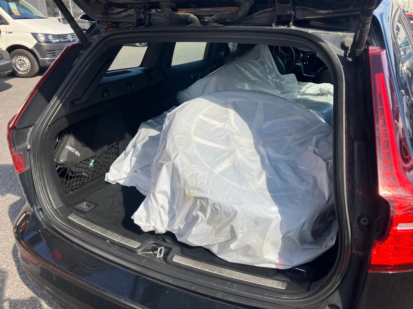 Car Image - 6lOWQ3GHH41pT7epuva7qV