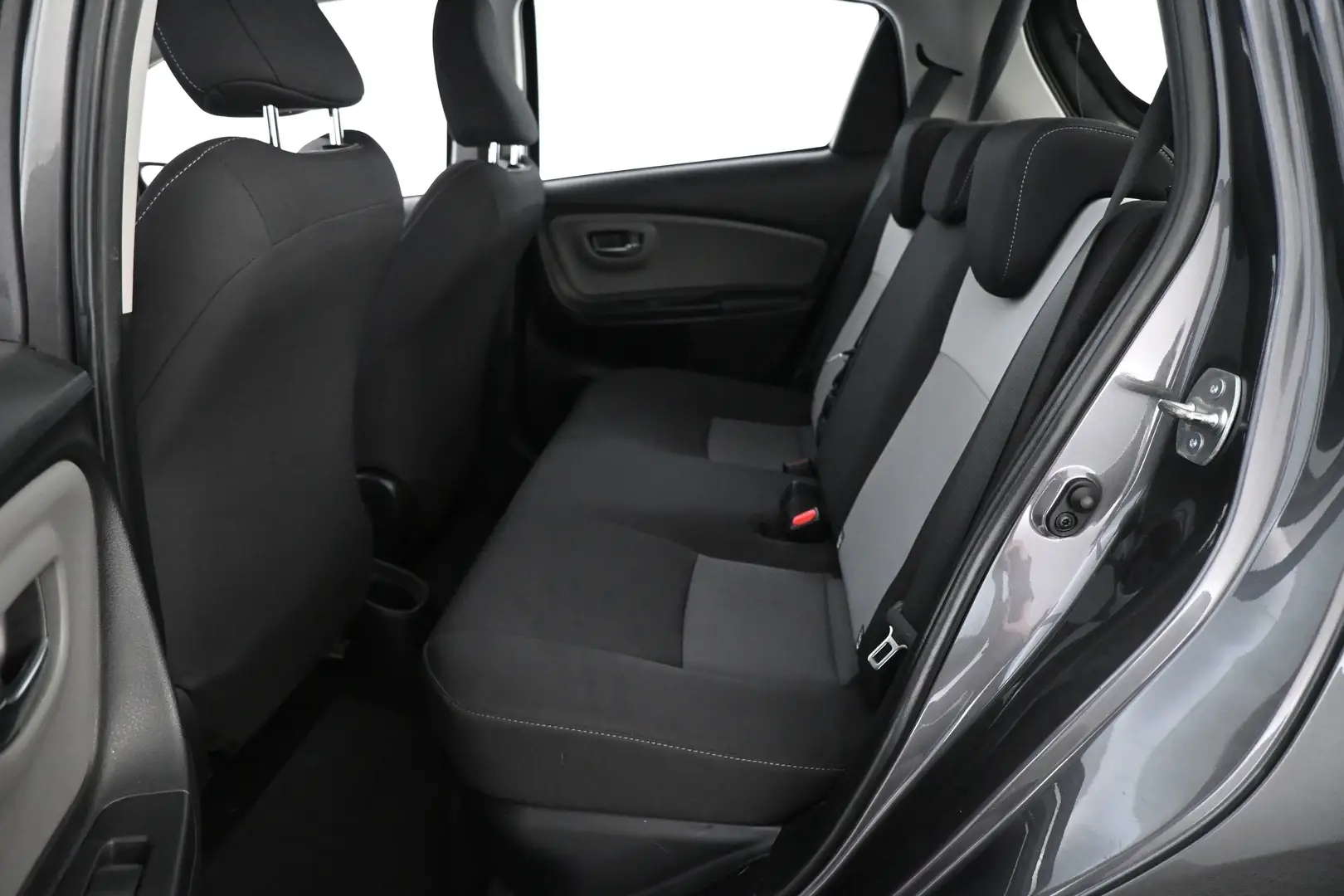 Car Image - 3AVfC2cwqMgg5CodMuF0r