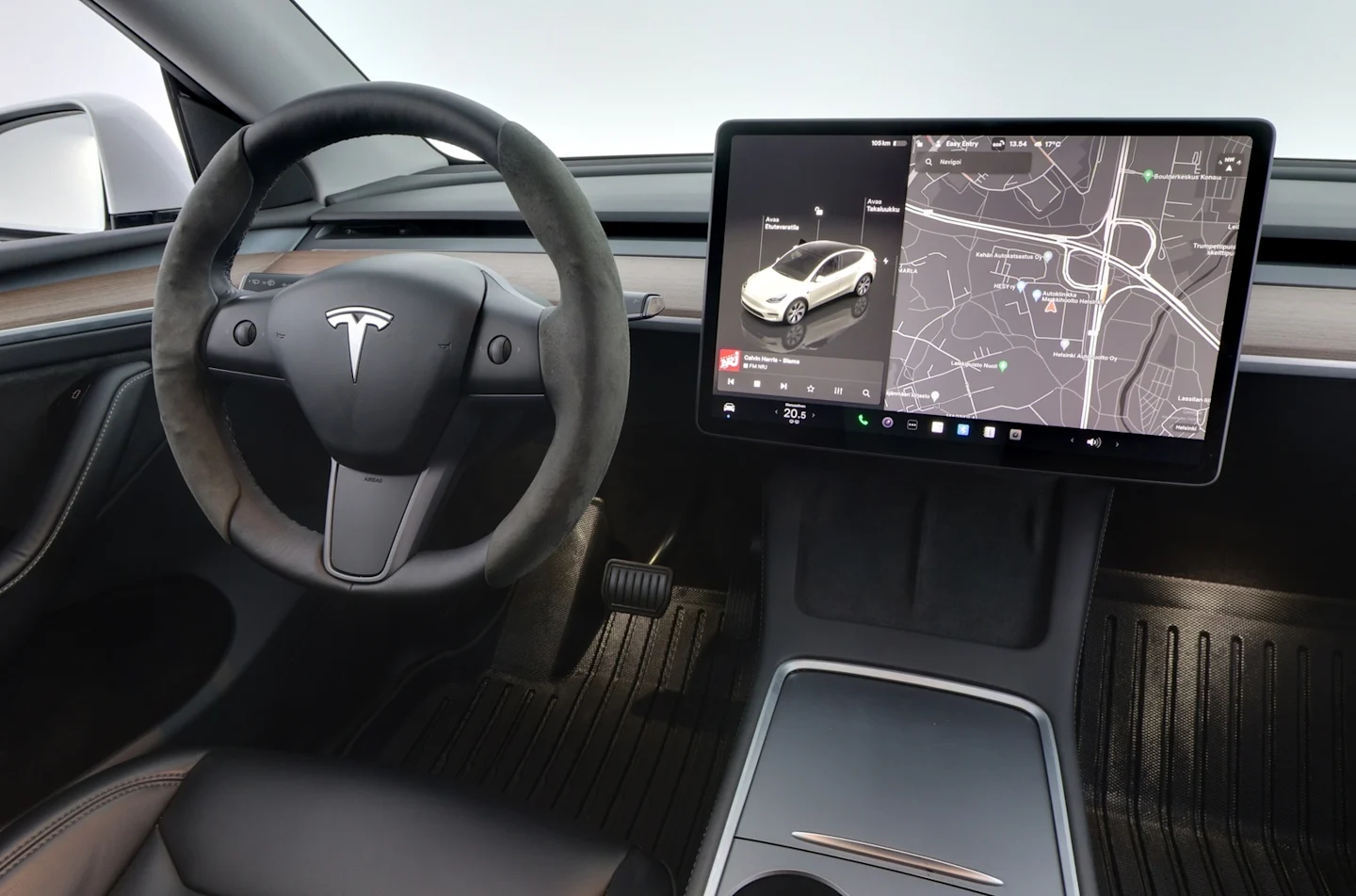 Car Image - 5wMQvMc60y3vtZZdrCBm33