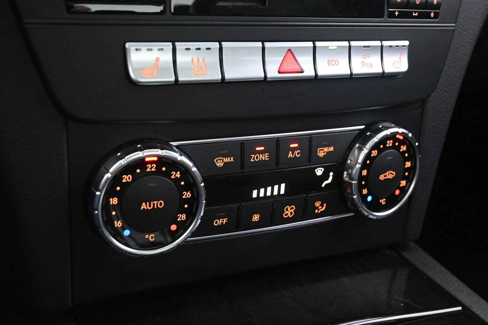 Car Image - 5Bjolkw99wUUYbekY0syEm