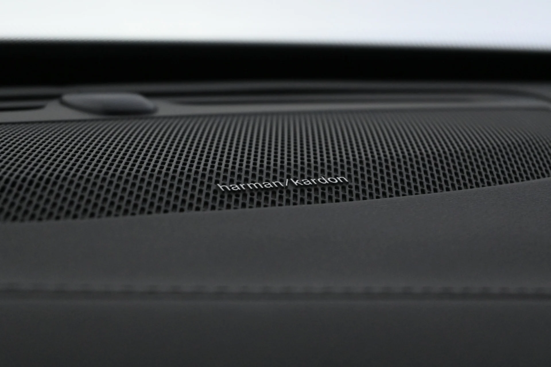 Car Image - 1Lwvbtd7SEDx8hENcaVgSB