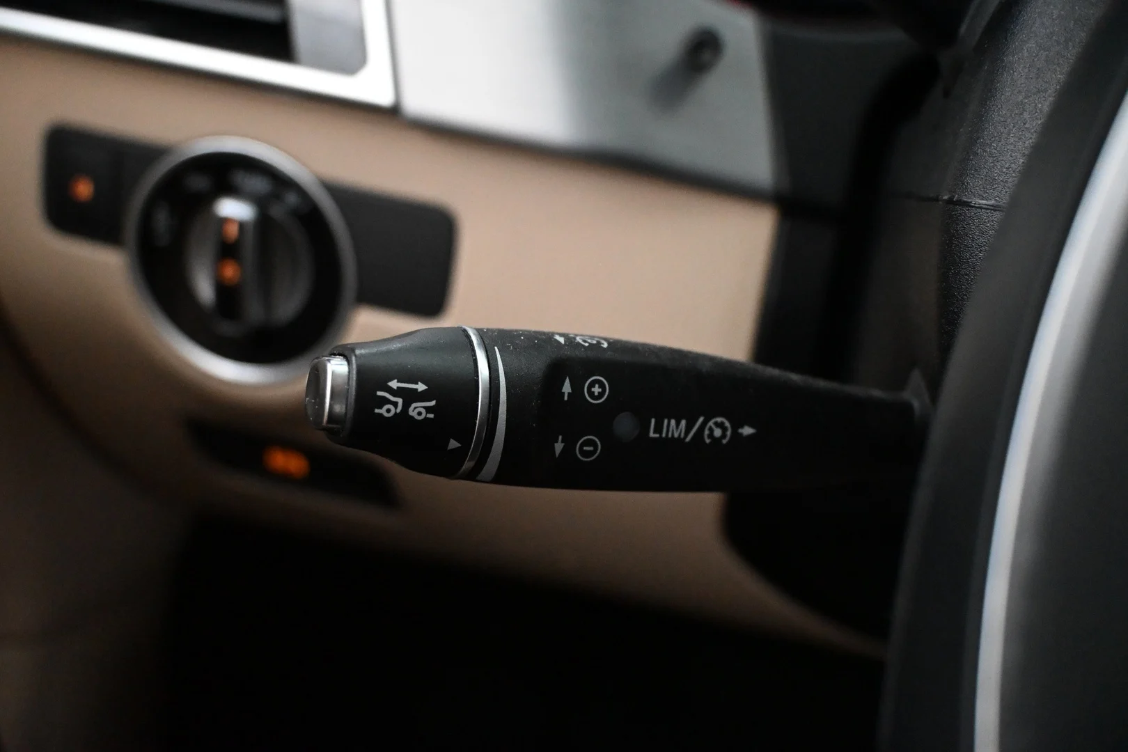 Car Image - 6g5LfIDMN7NPaR5LKMLa27