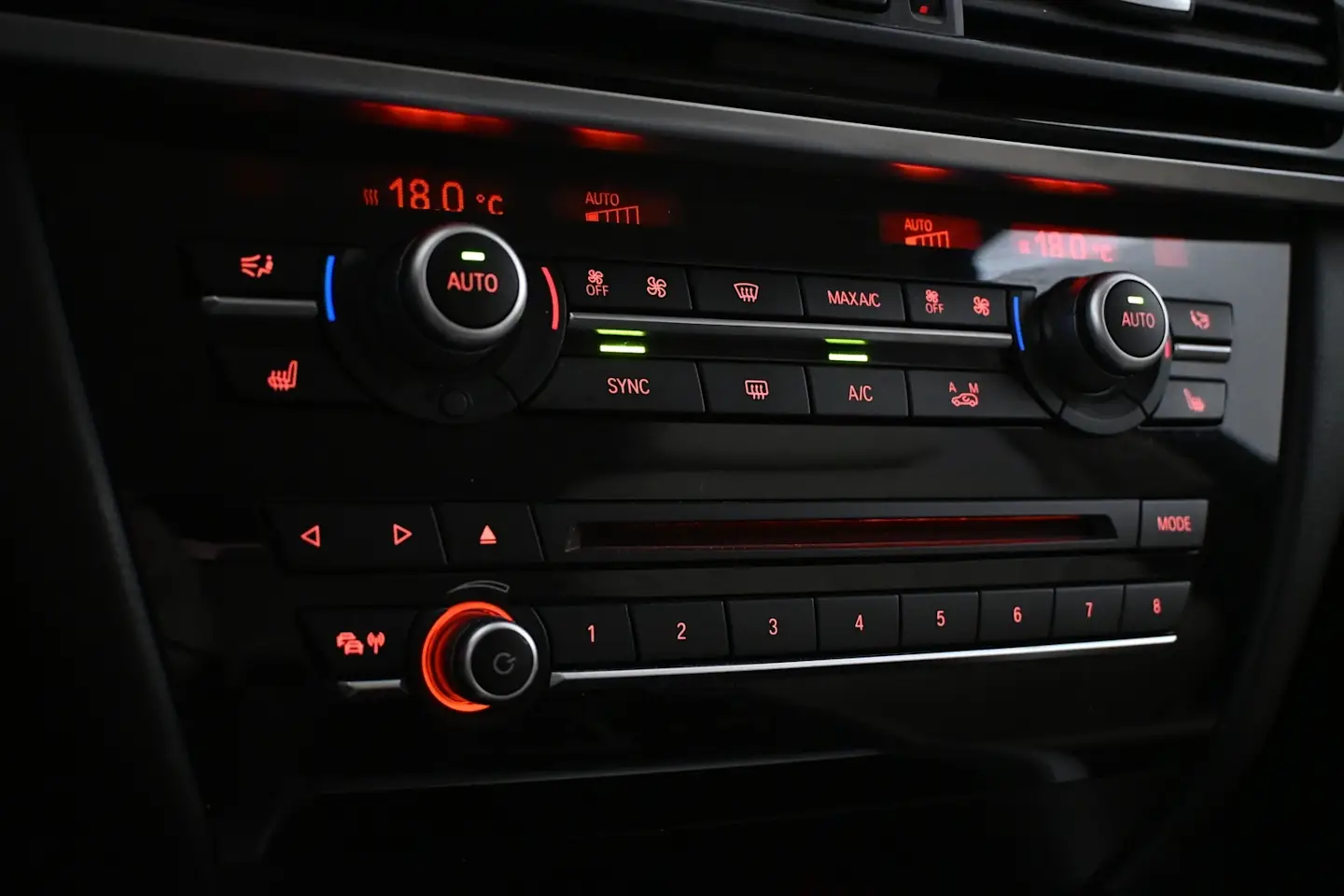 Car Image - 3BiXasRSgexiy3OvV16PDK