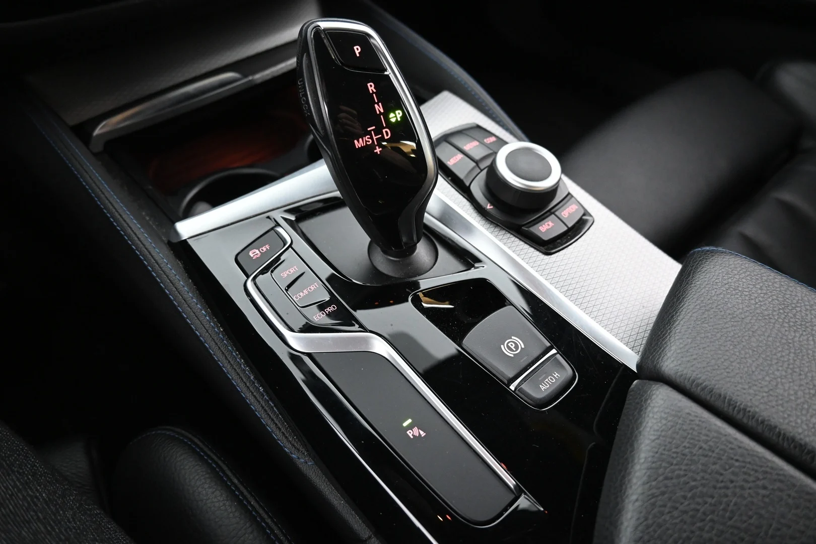 Car Image - 1eJrB1KoZL5FTpEAMxVmB4