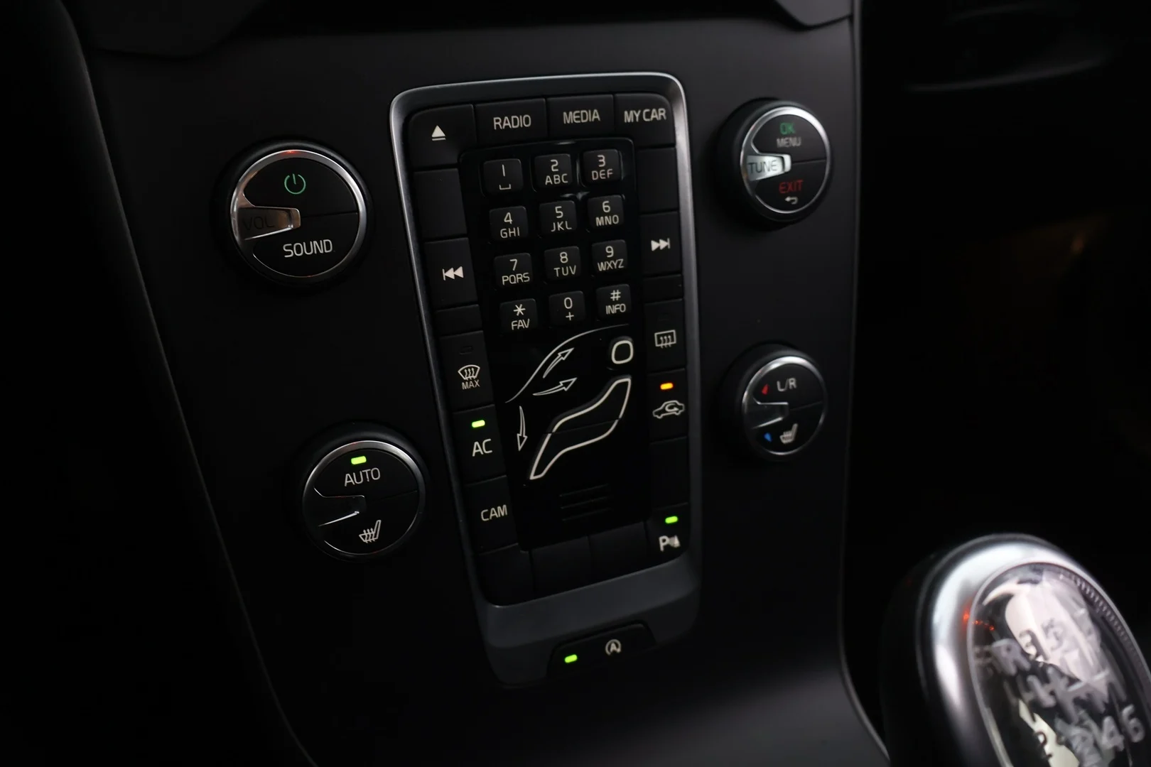 Car Image - 5VVjTj5PIbEMEqCtAG4O22