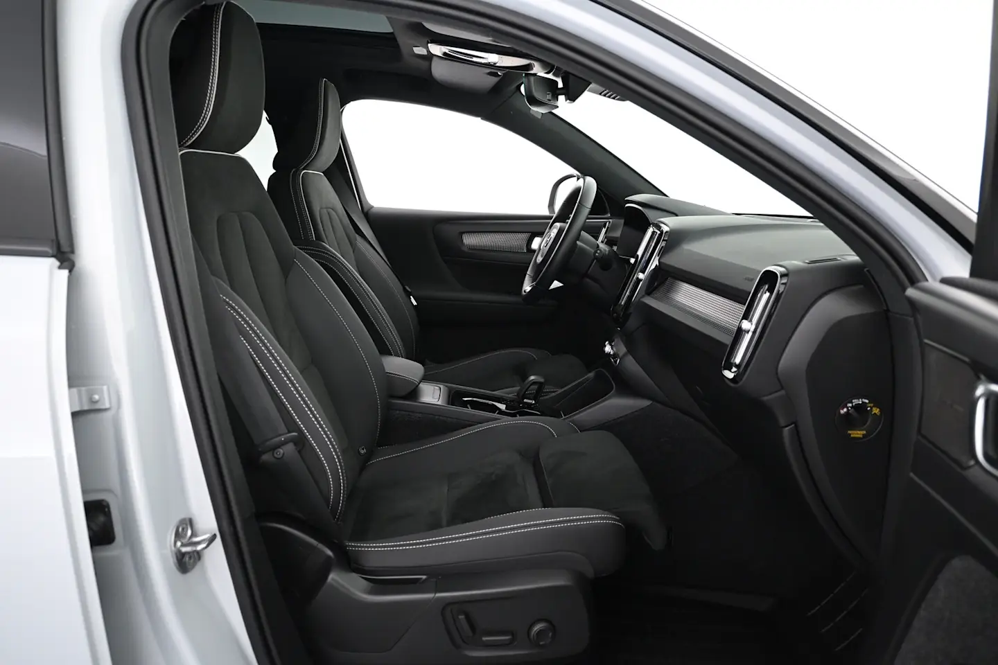 Car Image - TidVy4oa3LPgbTWZt4gmw