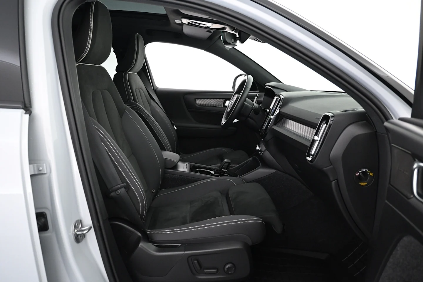 Car Image - TidVy4oa3LPgbTWZt4gmw