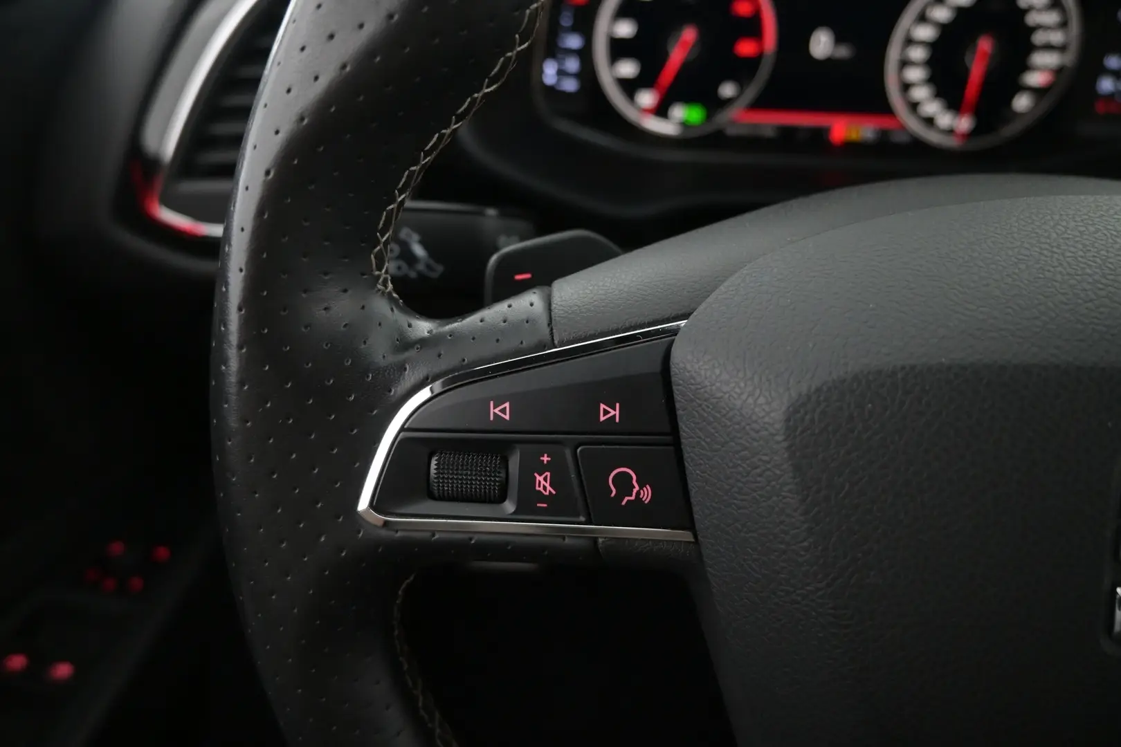 Car Image - 6vAIaqSjMPsIvbXpdZDY54