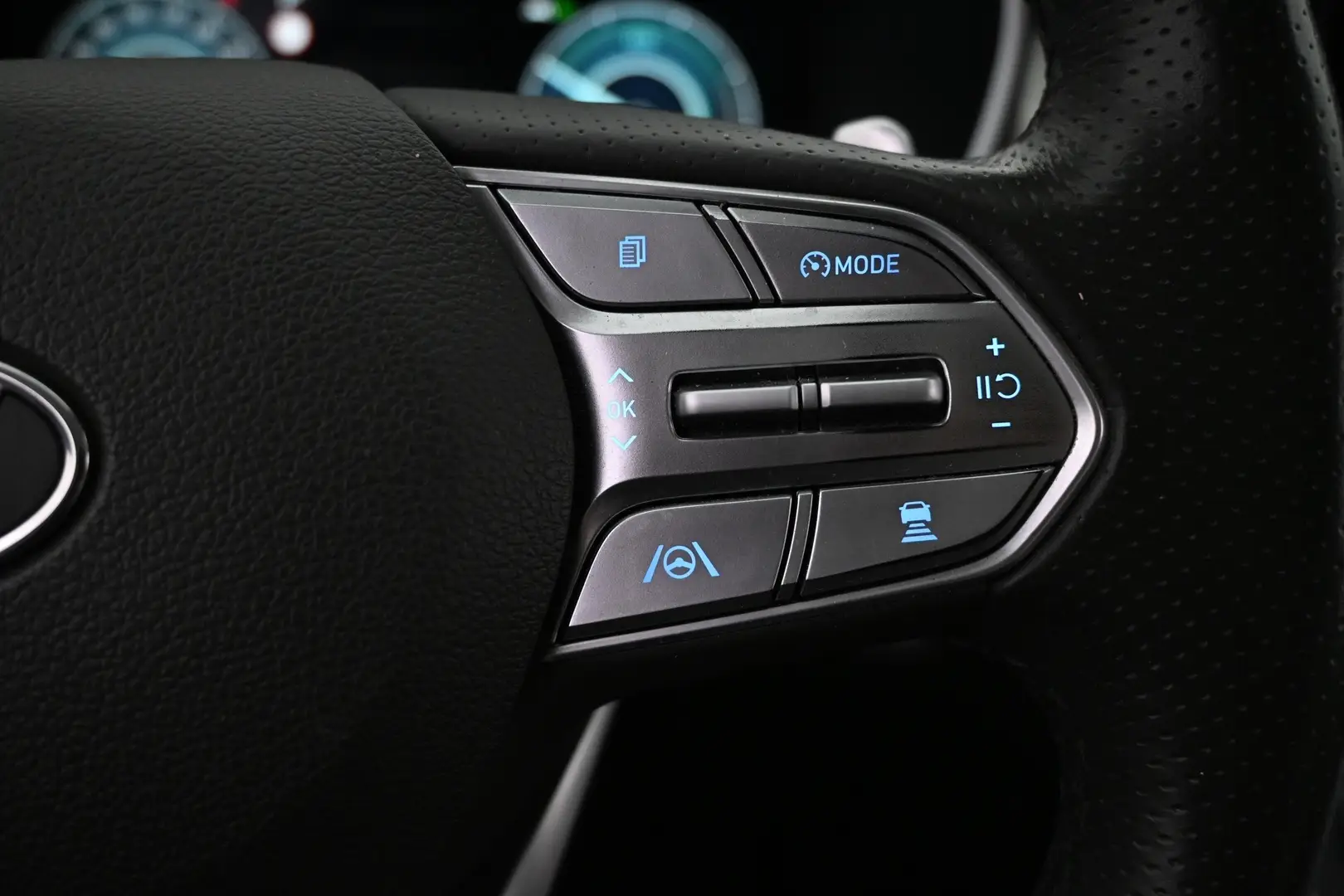 Car Image - 5S2UwVIqydtRGNCfJDX0dO