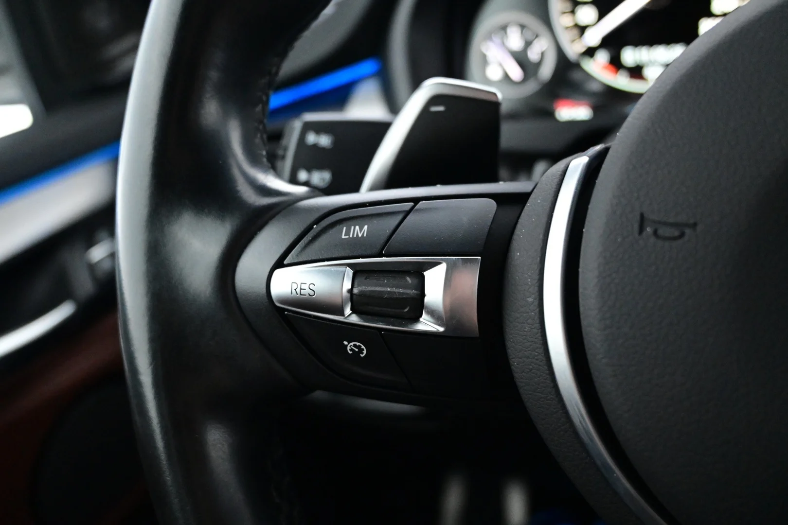 Car Image - 41o5JngCfEBOFkZXuY2ptv