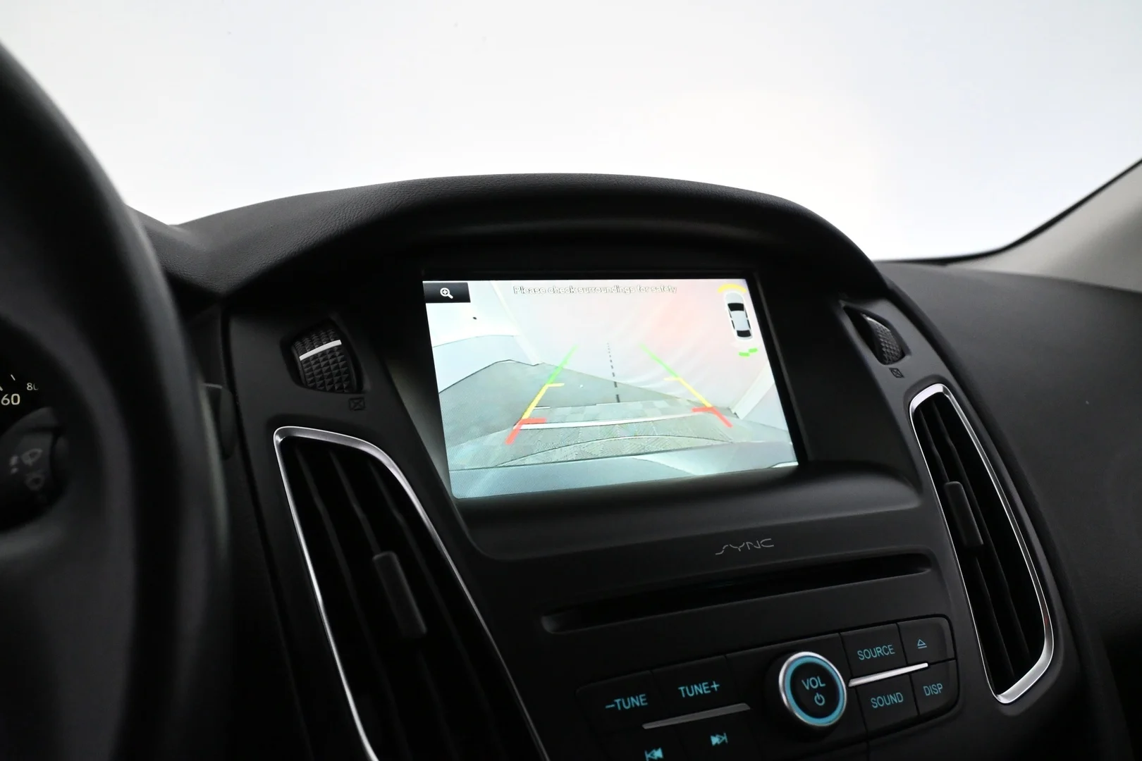 Car Image - 4D241PWdt0pzacVQFliRW3