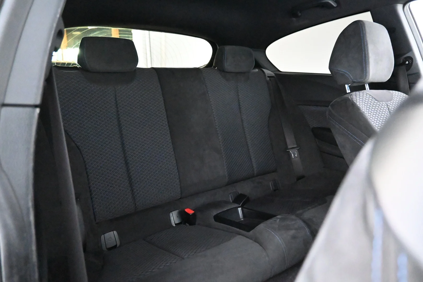 Car Image - 1X5FsHVdrHiS8eEusOsdzL