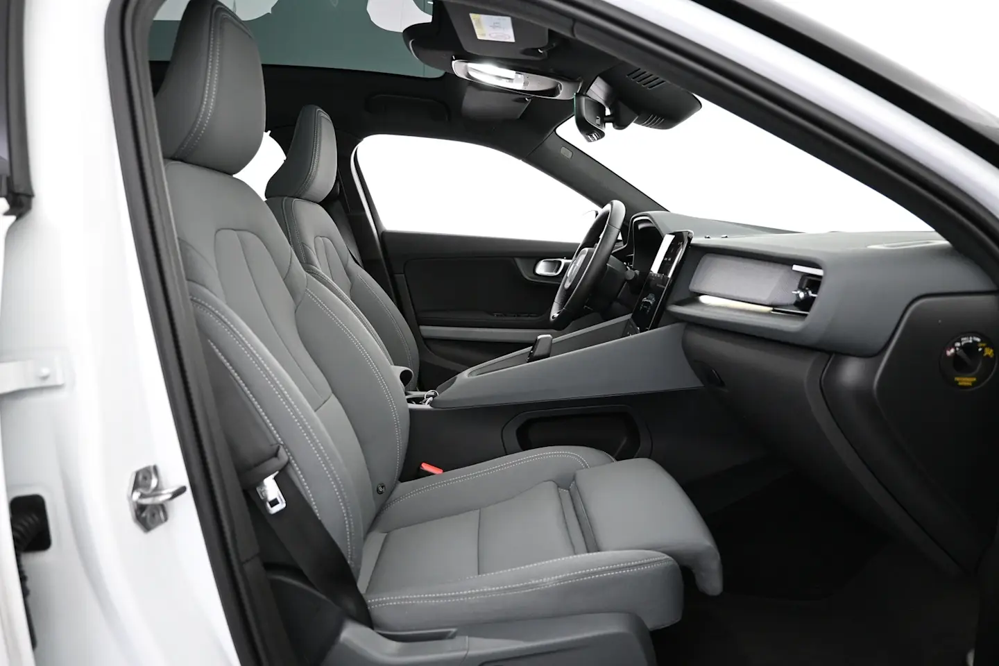 Car Image - 1HBPEfTzW0mCTPN1XEEJzj