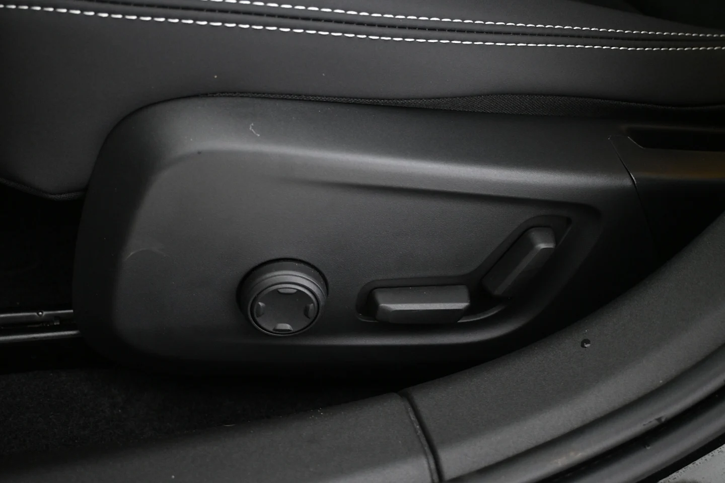 Car Image - 5ucYBItcKxOqgpalUhYqCl