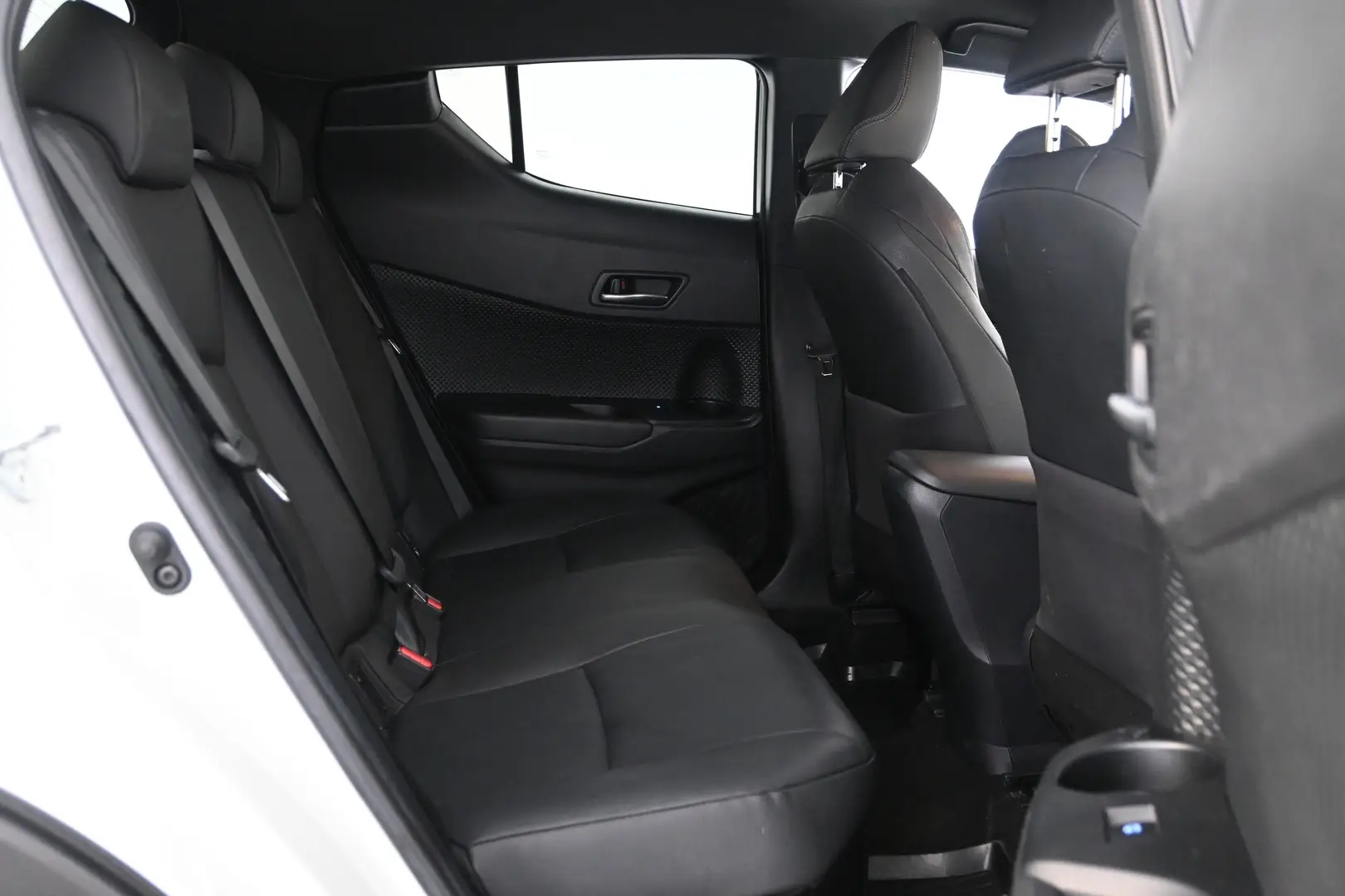 Car Image - 7Jsq83IFjLmw4o1KXUrorb