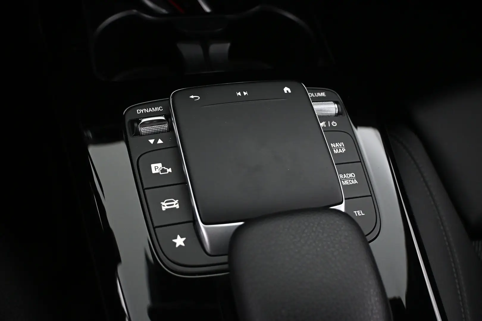 Car Image - 1skr2wxxGSQLKnKcP9nPjy