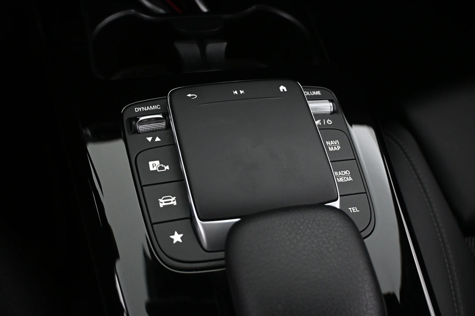 Car Image - 1skr2wxxGSQLKnKcP9nPjy