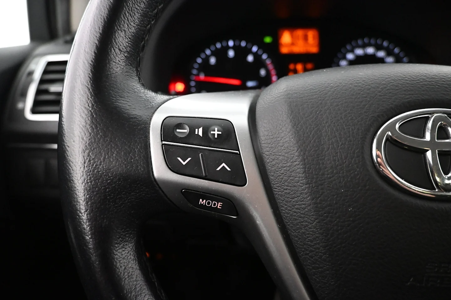 Car Image - 6ys6WQpthZZ5JMpSljBnM3