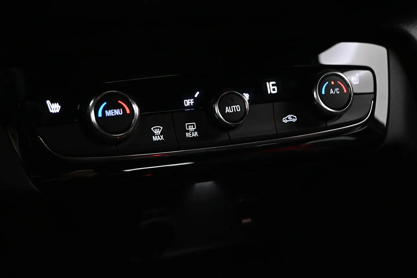 Car Image - ofdBhnKmyni2n6yWuii0V