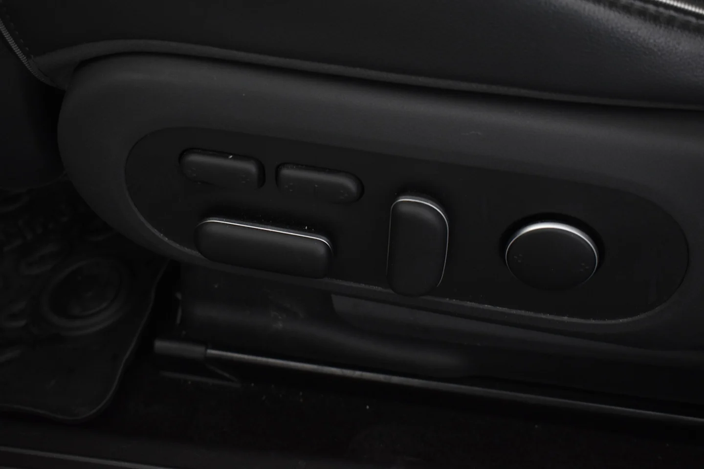 Car Image - 5pFK3cvWc9qWJDmHif7Uzc