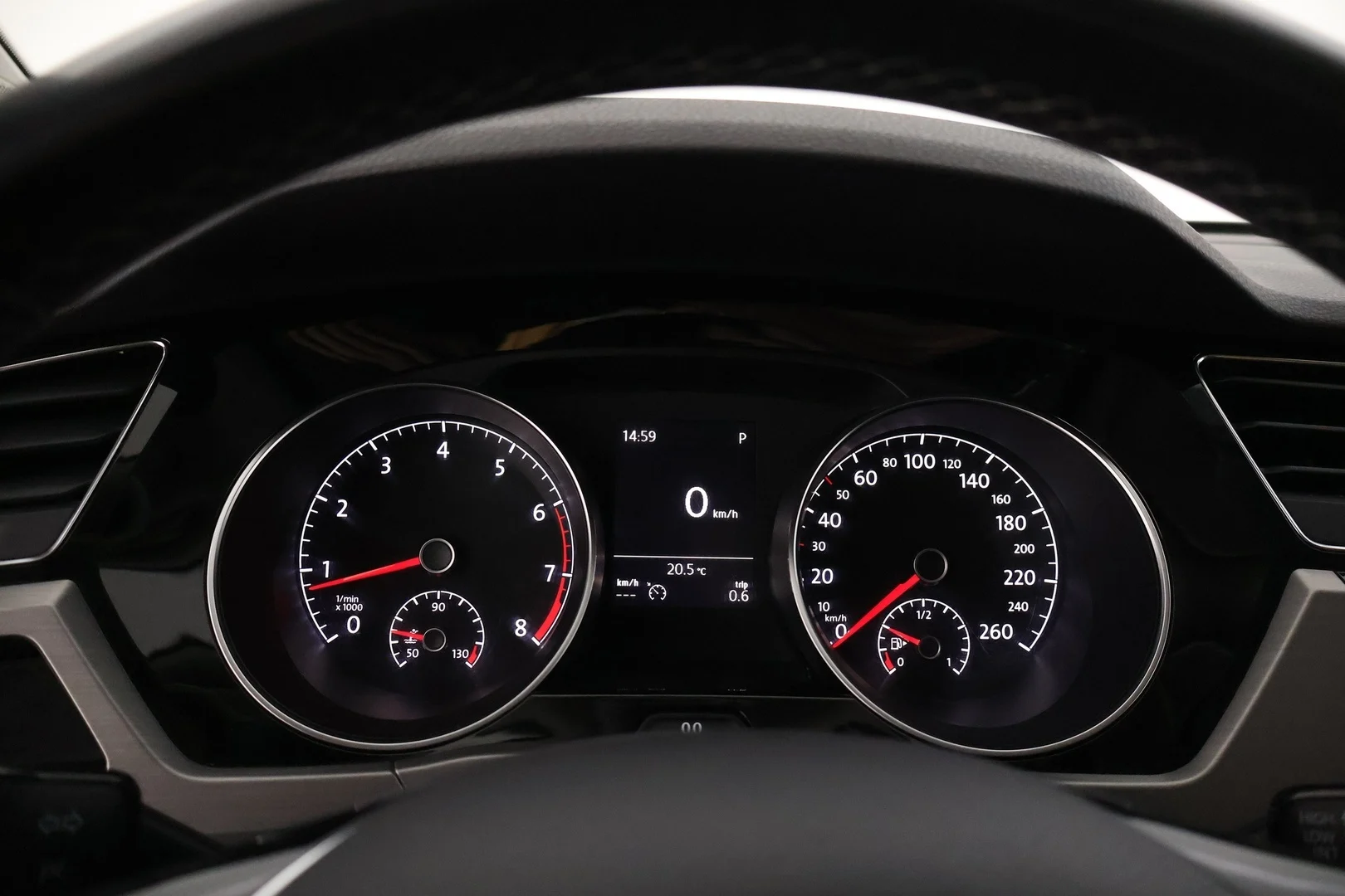 Car Image - 6EXBeMvwwNJN4QVGU5Rk0W