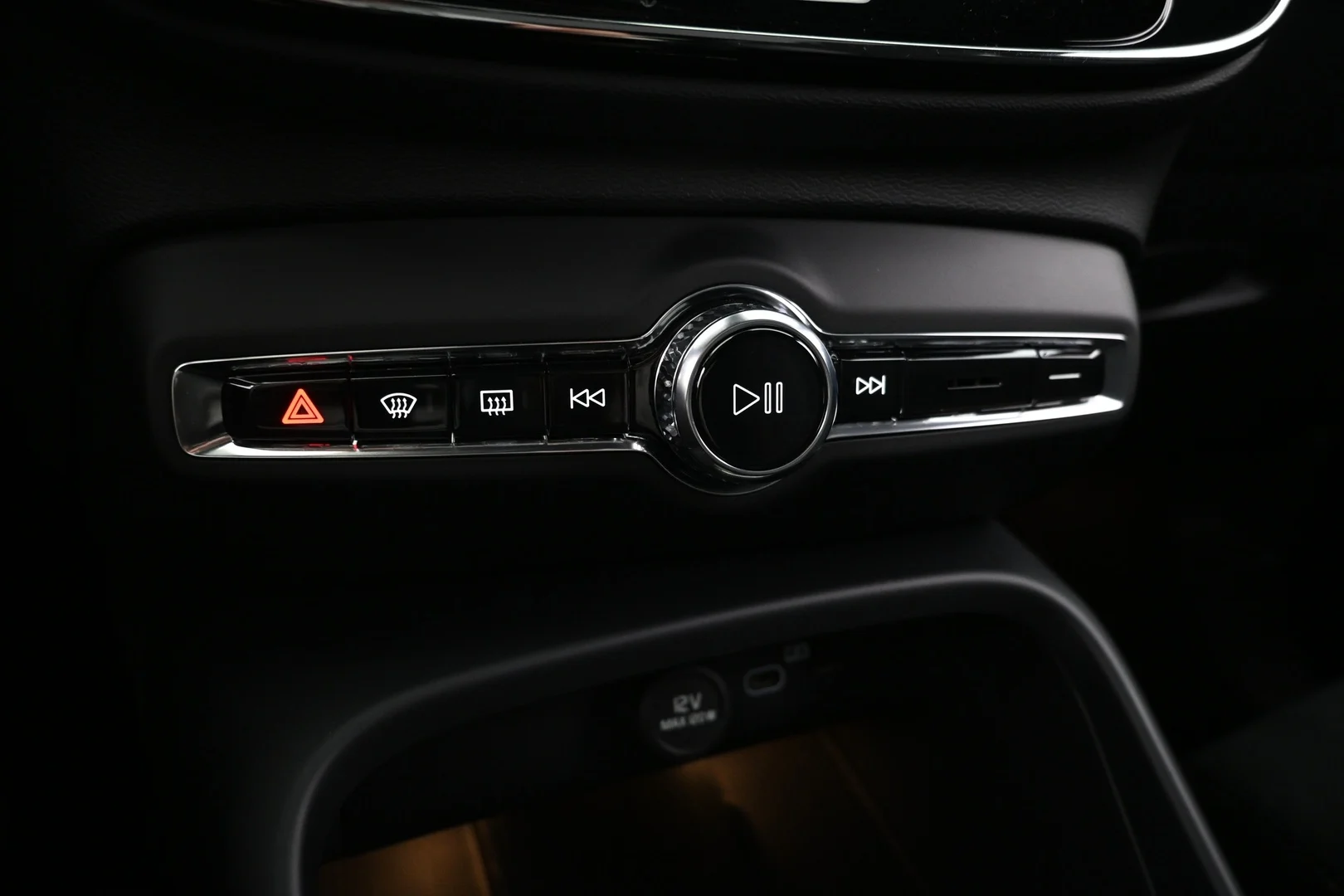 Car Image - 4fRzQJB4y0Y6S3Q8MR0VGo