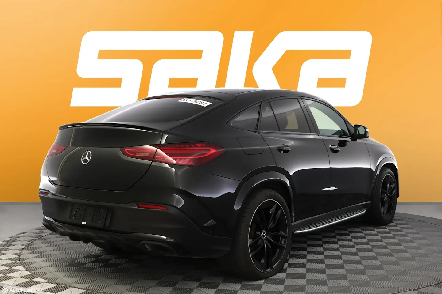 Car Image - zSMg2ikQm8q8U04Lr5DDN