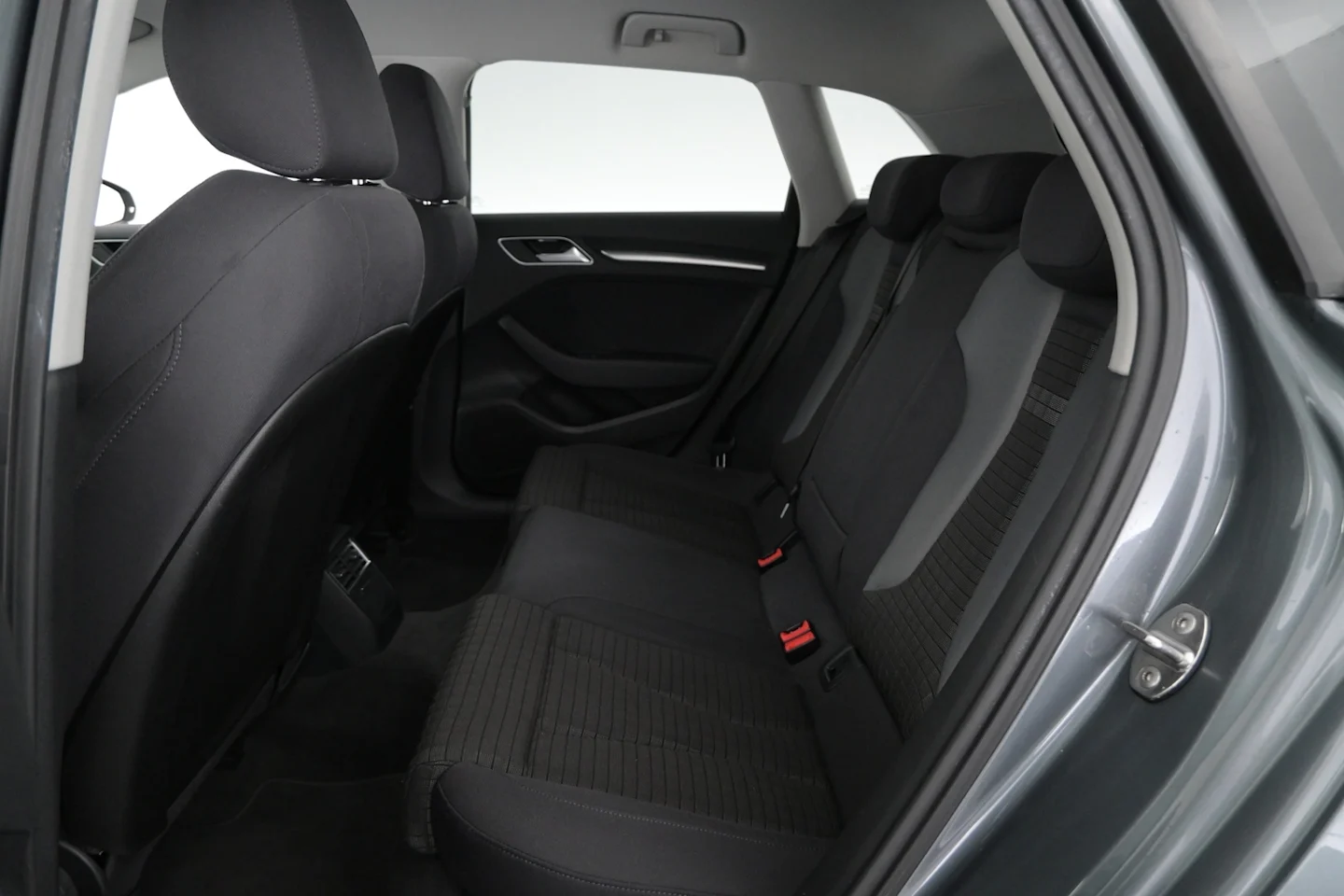 Car Image - ieNdAIYuROZc9wvjiRVPw