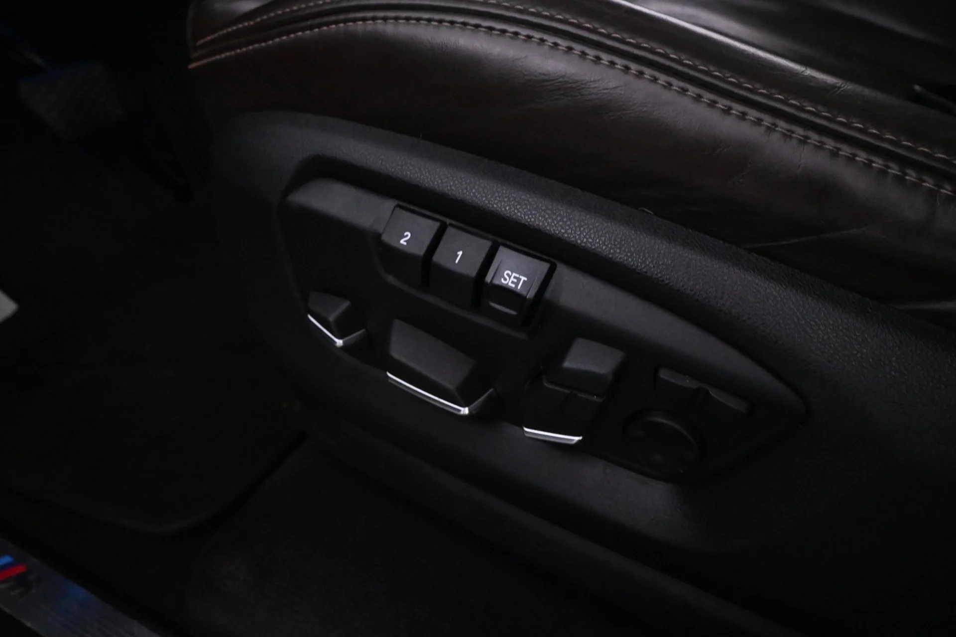 Car Image - 1KP4LrTqvy8oCgY1dEtISk