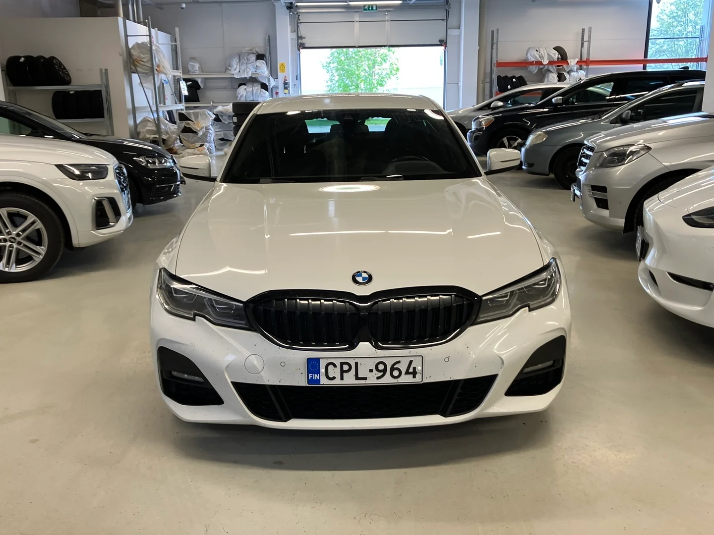 Car Image - 3hjxj8iRFGHO3WVbNedRHG