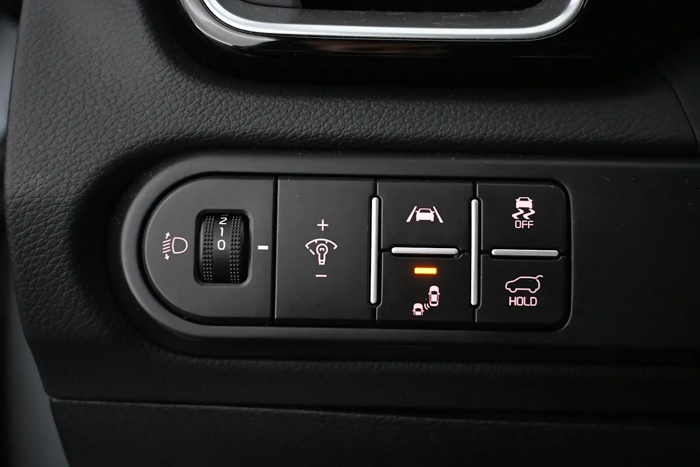 Car Image - 71VSRTsyE2NsgER7LOKL2N