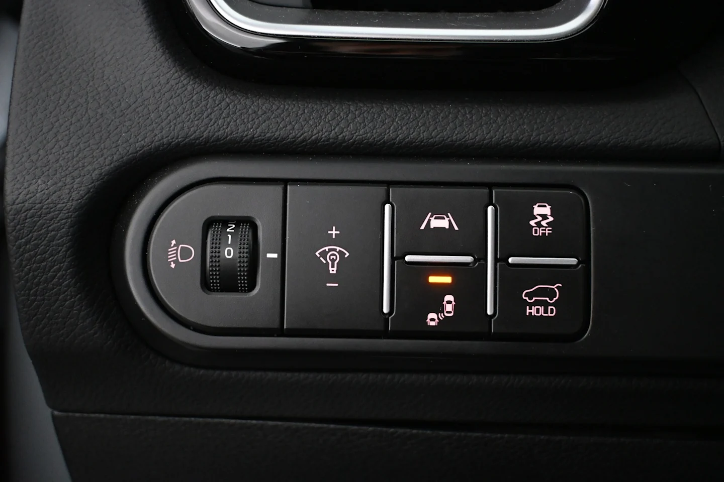 Car Image - 71VSRTsyE2NsgER7LOKL2N