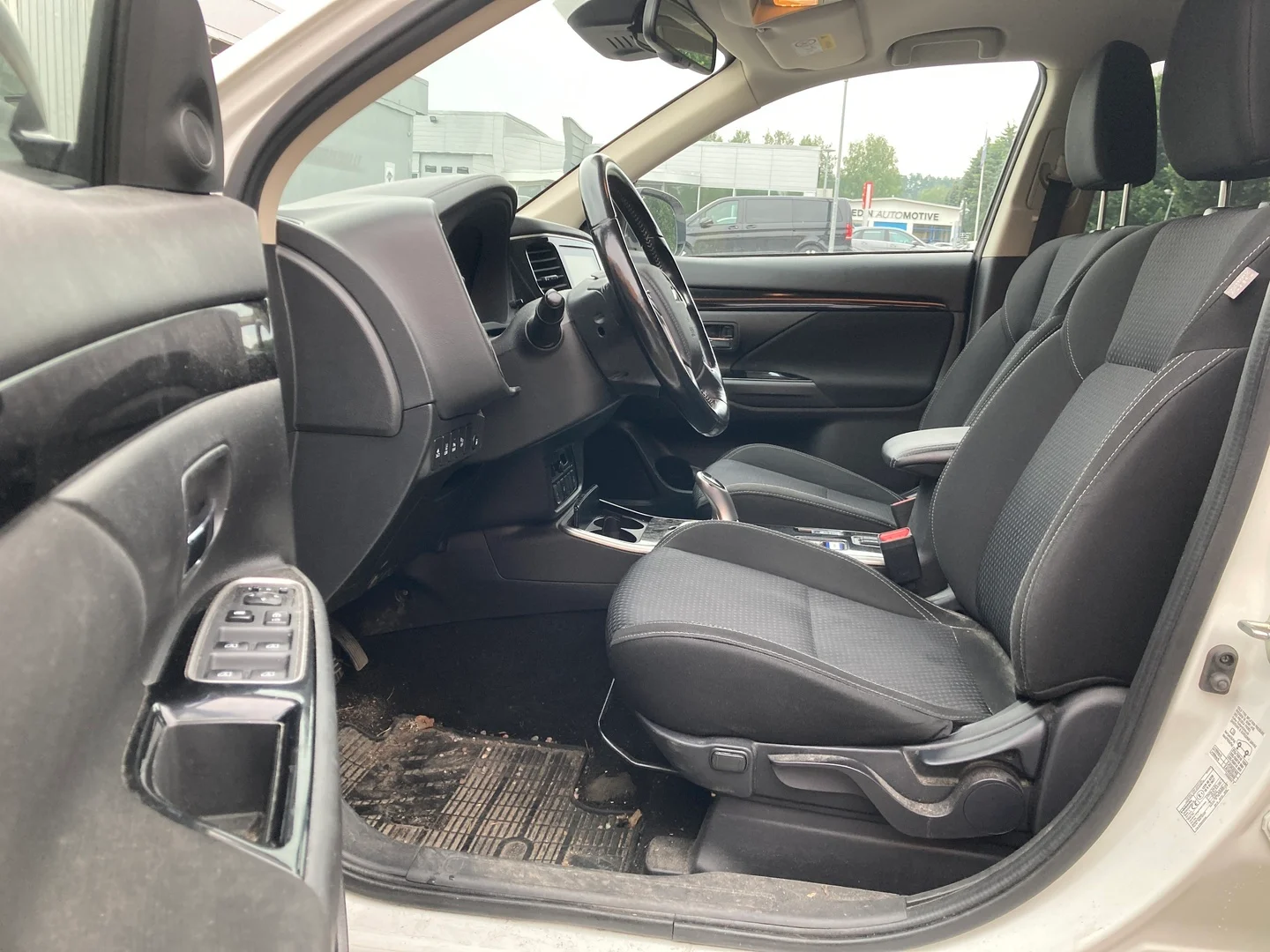 Car Image - 38exo6ZWHjs2TJ0o115NDM