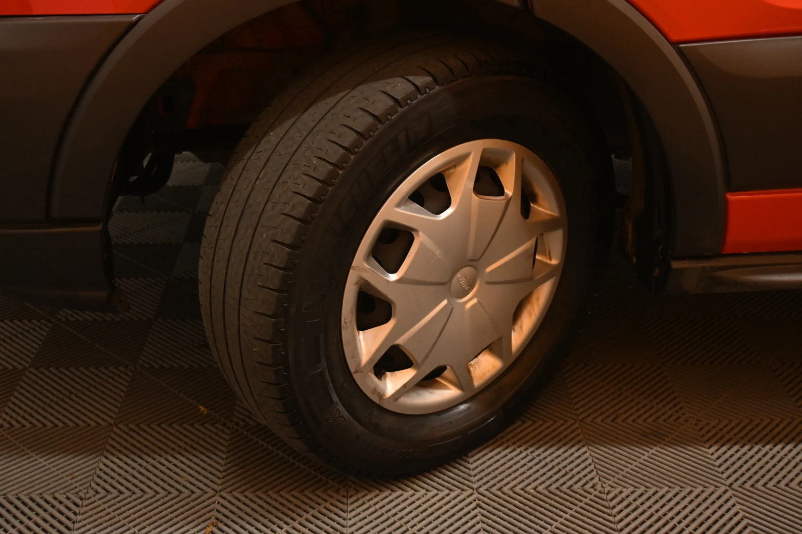 Car Image - 75rW5aav1HDcp0KFYcybTN