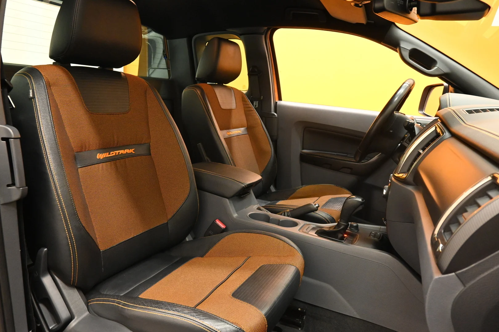Car Image - 7st0o1xW5bfPiLVKHpC48W