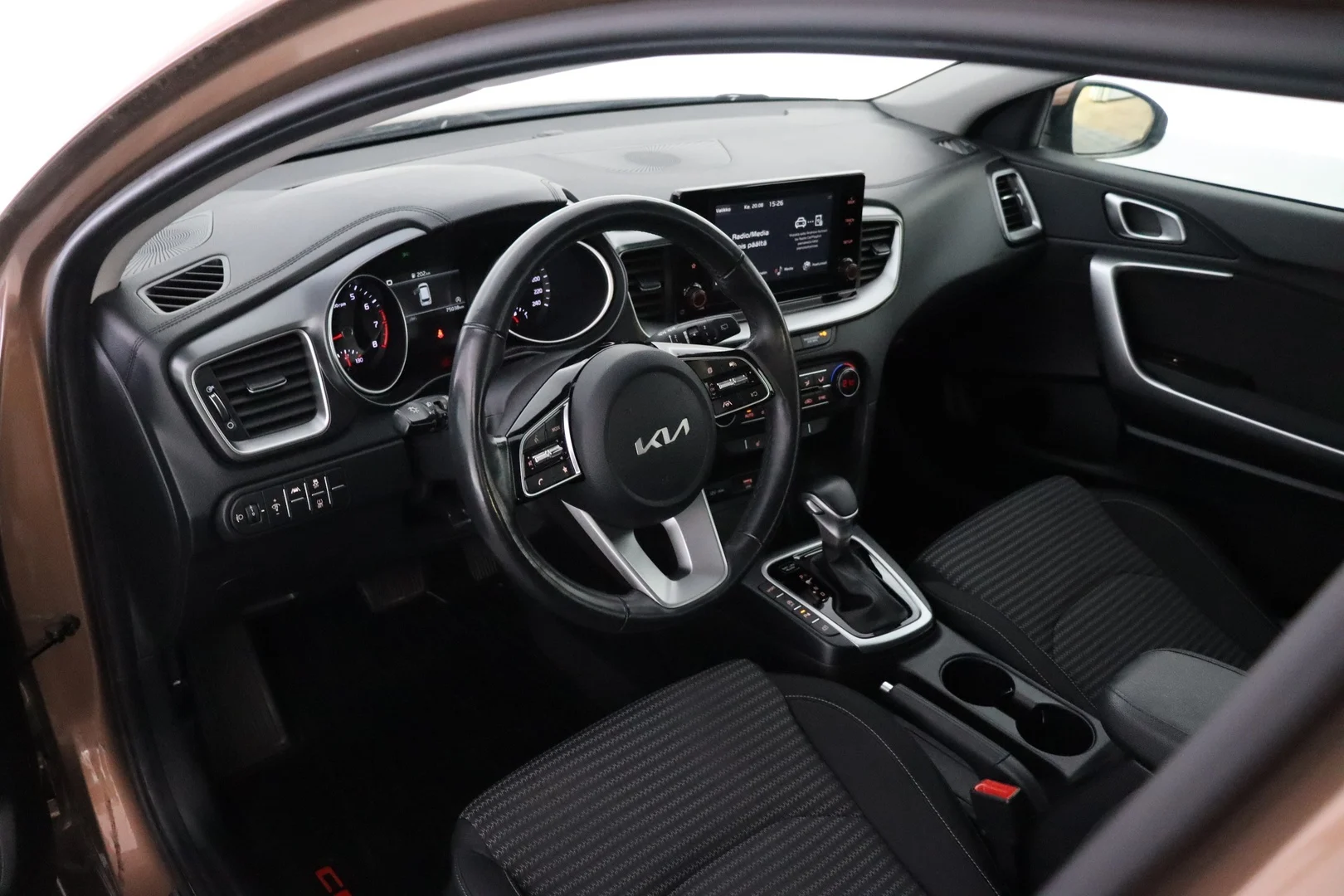 Car Image - 3lmCQnTHmW0NwpyDjke3ki