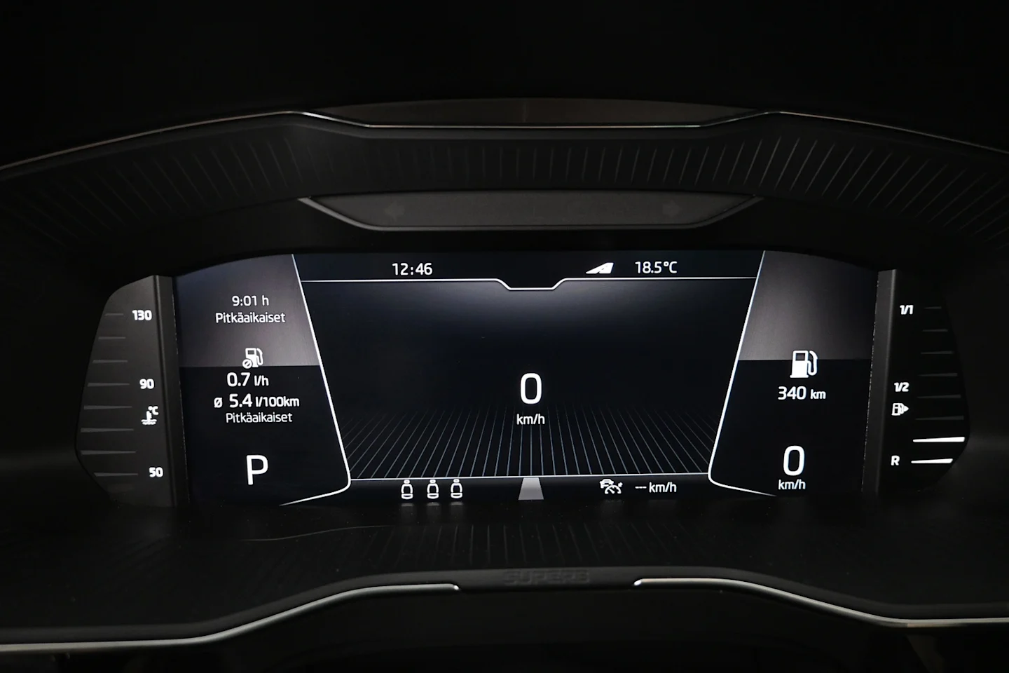 Car Image - 1hTWXRO9i0JH1CttTJJFt3